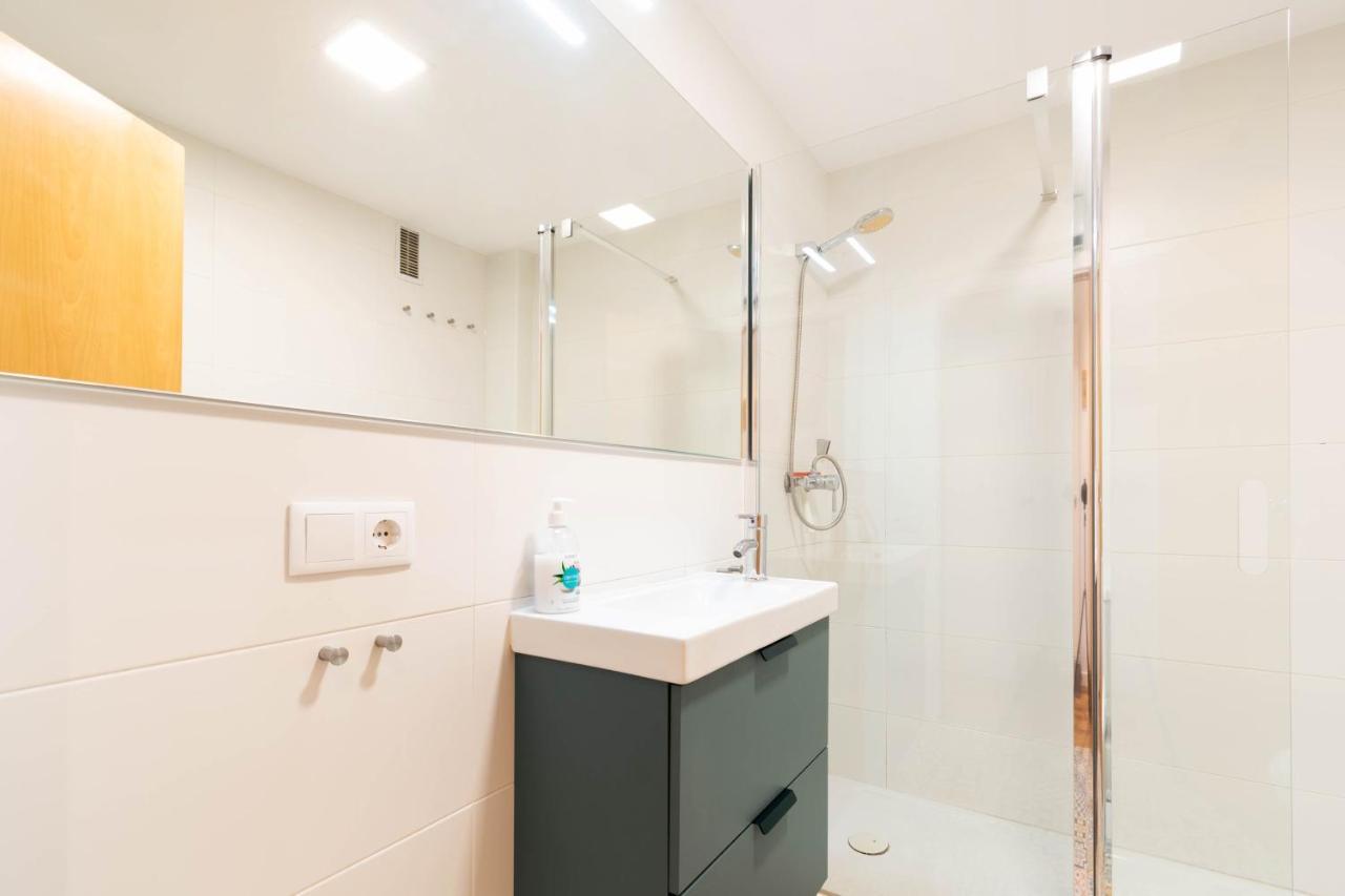 Apartamento En Plaza Sedassos Centro Historico Tarragona Esterno foto