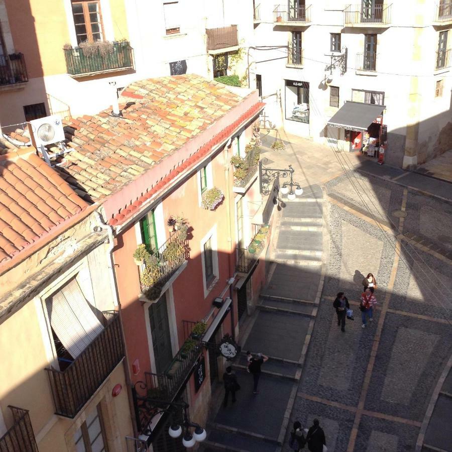 Apartamento En Plaza Sedassos Centro Historico Tarragona Esterno foto